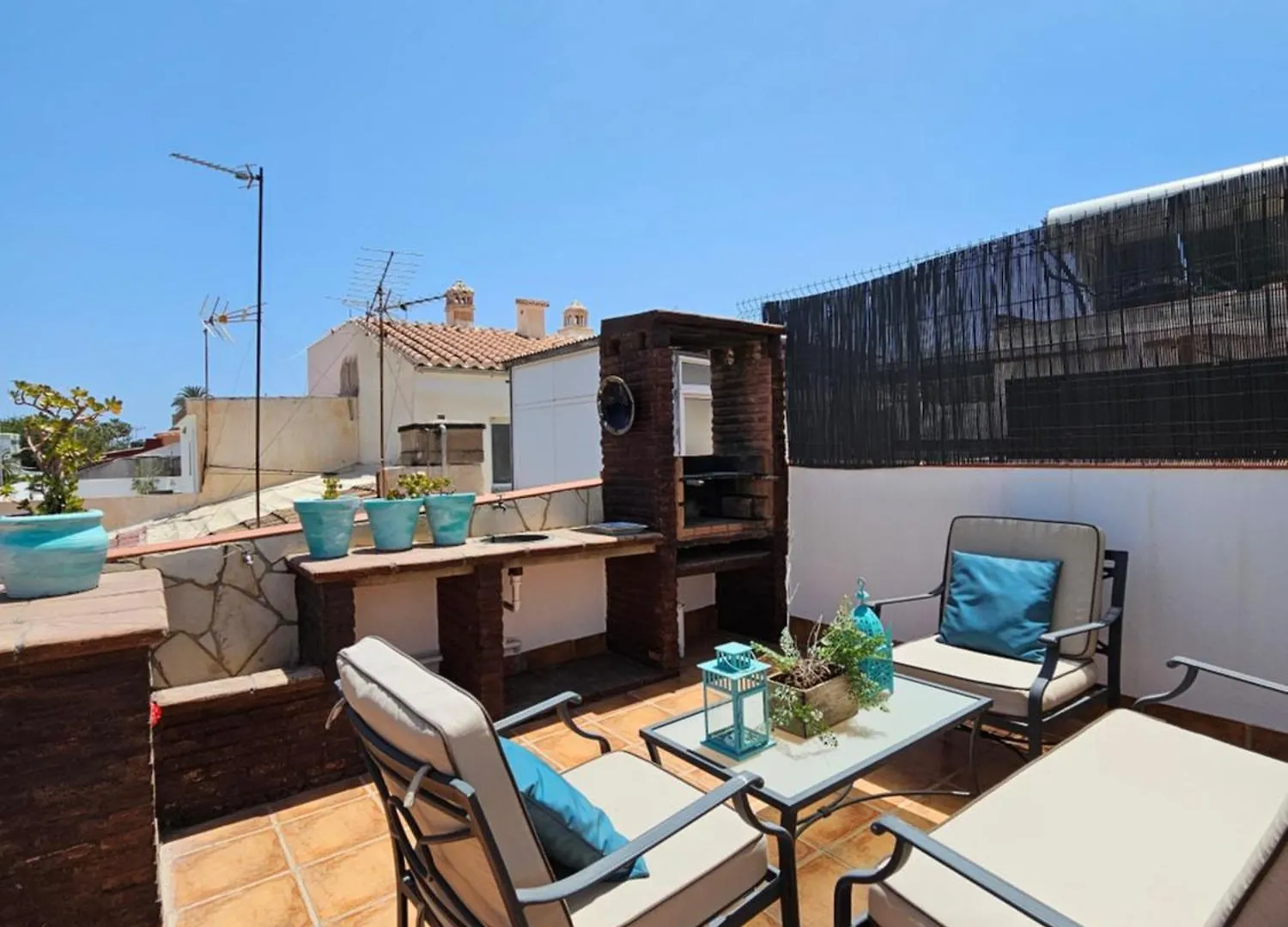 Pedregalejo Beach House contacts